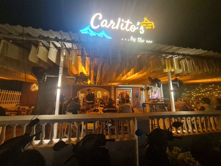 Carlito’s By The Sea